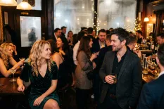 Eye Contact Tips in Dating
