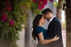 20 Signs That You May Be in a Romantic Friendship with Someone