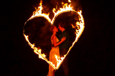 What is Twin Flame: Signs, Stages and How to Know You've Found Yours