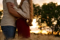 What Is a Soft Launch Relationship? Signs, Examples, Tips & Meaning