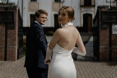 What Is a Trophy Wife? Meaning, Definition and Characteristics