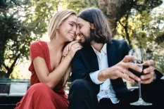 Dating Strong Independent Woman | 12 Points to Keep in Mind